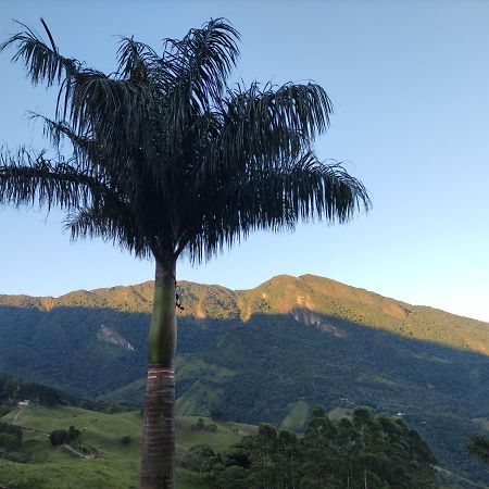 Pousada E Restaurante Alem Das Nuvens Hotell Guaratinguetá Exteriör bild