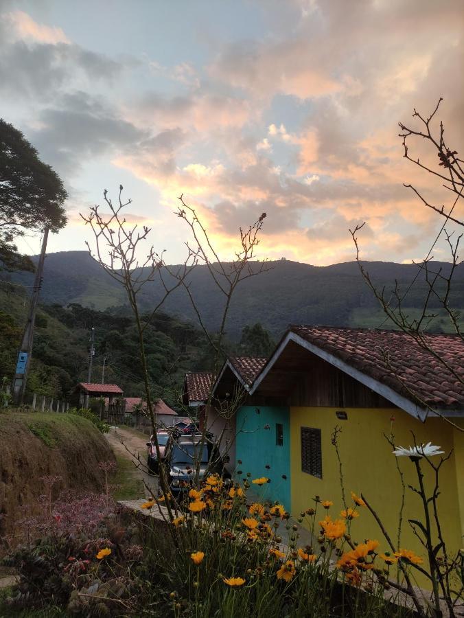 Pousada E Restaurante Alem Das Nuvens Hotell Guaratinguetá Exteriör bild