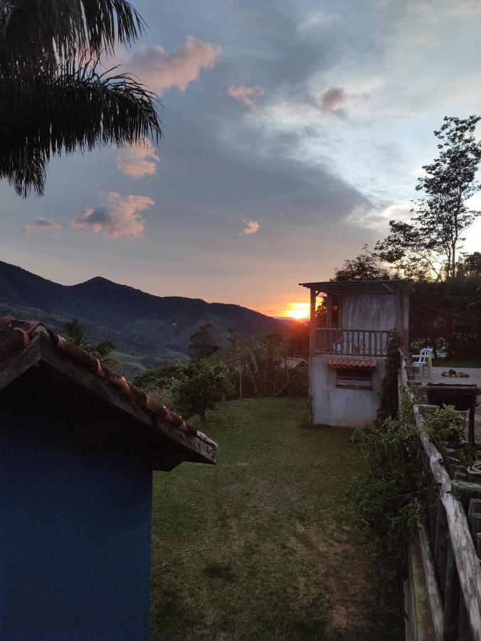 Pousada E Restaurante Alem Das Nuvens Hotell Guaratinguetá Exteriör bild